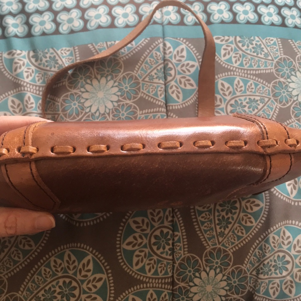 Vintage hand decorated Leather bag in GUC - Picture 6 of 8
